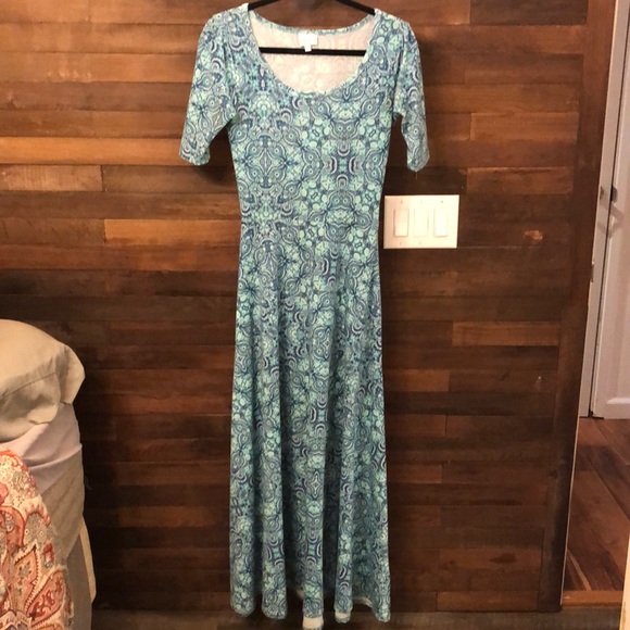 Lularoe - Picture 1 of 2